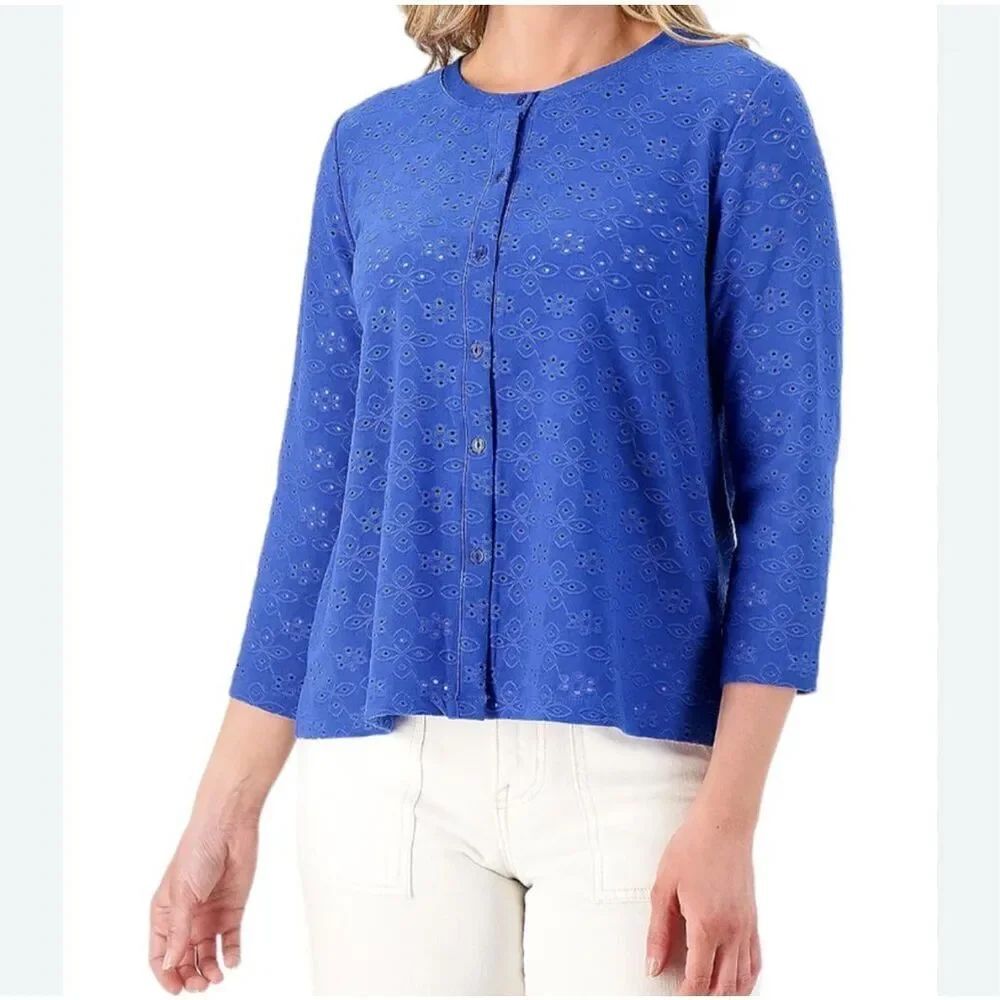 LOGO Lori Goldstein 4X blue eyelet blouse